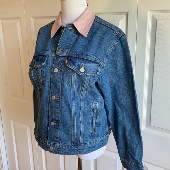 NWT Levi's Ex-Boyfriend Denim Trucker Jacket - Picture 7 of 16